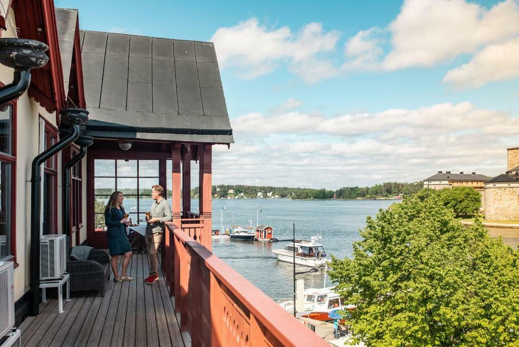 Waxholms Hotell Vaxholm Exterior foto