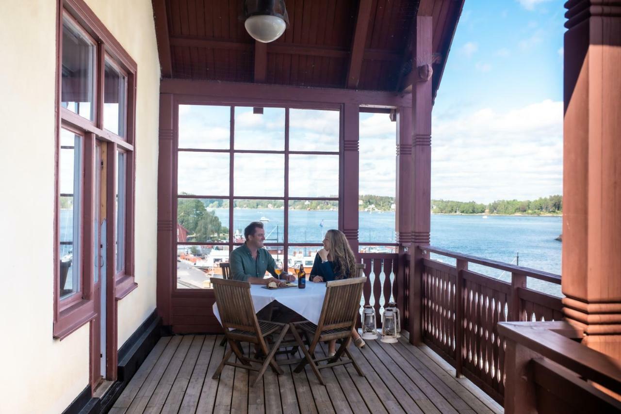 Waxholms Hotell Vaxholm Exterior foto